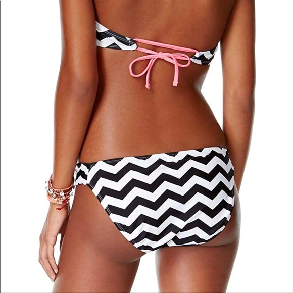 Hula Honey swim bottom - Picture 3 of 4